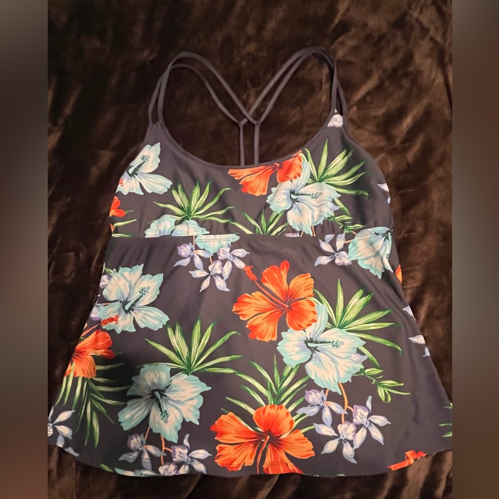 Kona sol XL tankini top gray with hibiscus
